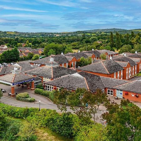 Bromsgrove Hotel And Spa Dış mekan fotoğraf