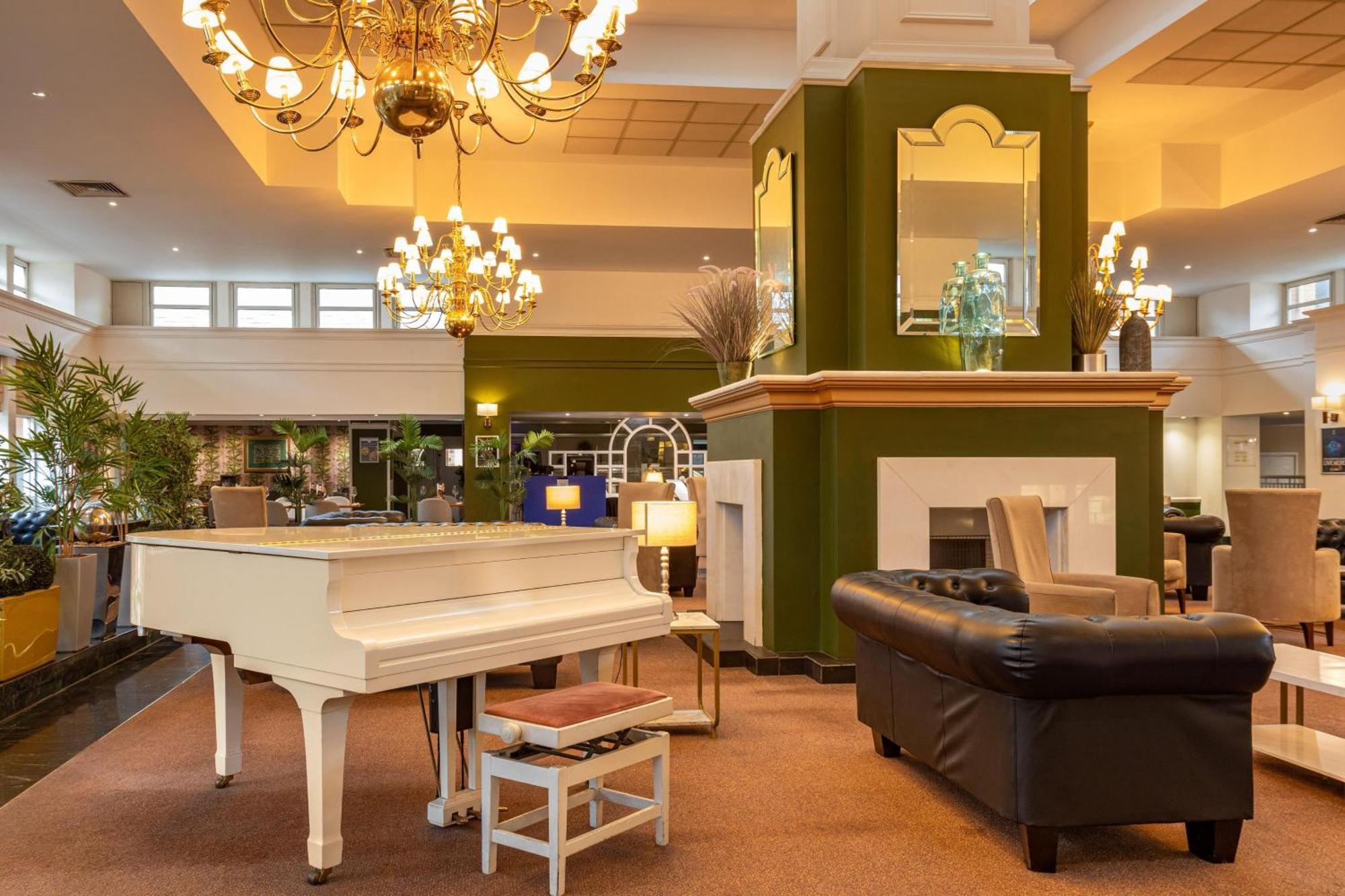 Bromsgrove Hotel And Spa Dış mekan fotoğraf