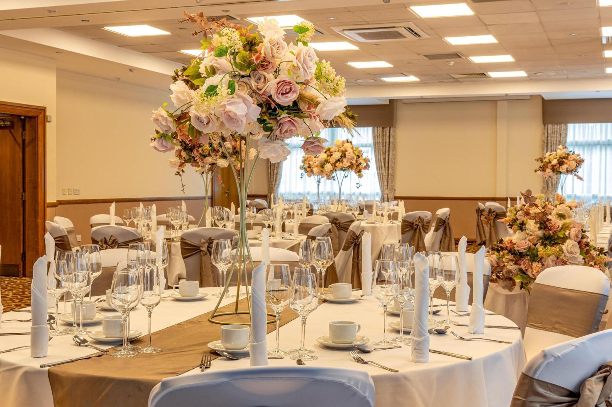 Bromsgrove Hotel And Spa Dış mekan fotoğraf