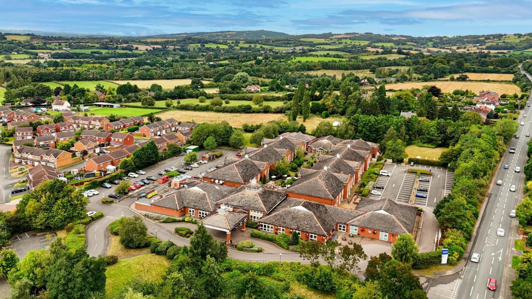 Bromsgrove Hotel And Spa Dış mekan fotoğraf